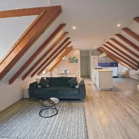Apartament Loft Cindro *