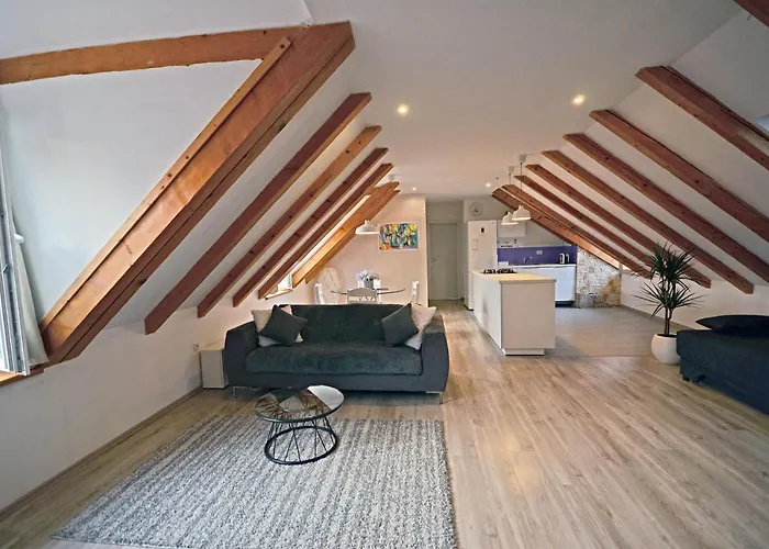 Apartman Loft Cindro *